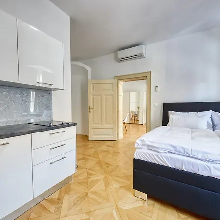 Apart Otel Aapartamentoos Bratislava