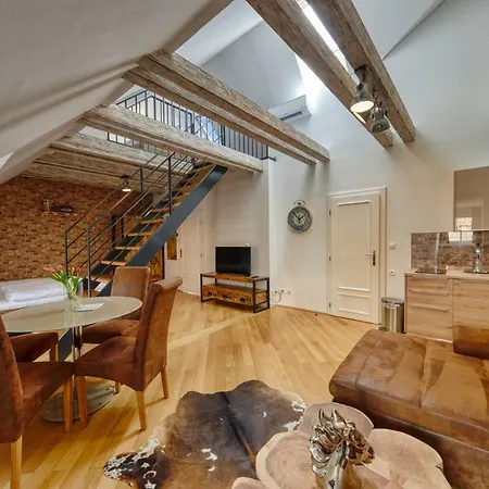 Aapartamentoos 4* Братислава