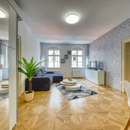 Aapartamentoos Apart Otel Bratislava